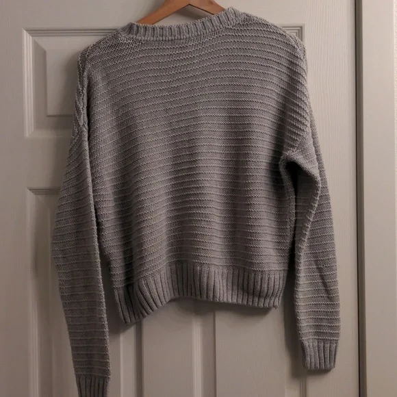 Gray sweater, women's - Picture 4 of 4